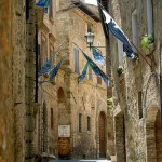 ..............................00000000000000000000000000000000000005- A_   Montepulciano Street, Tuscany